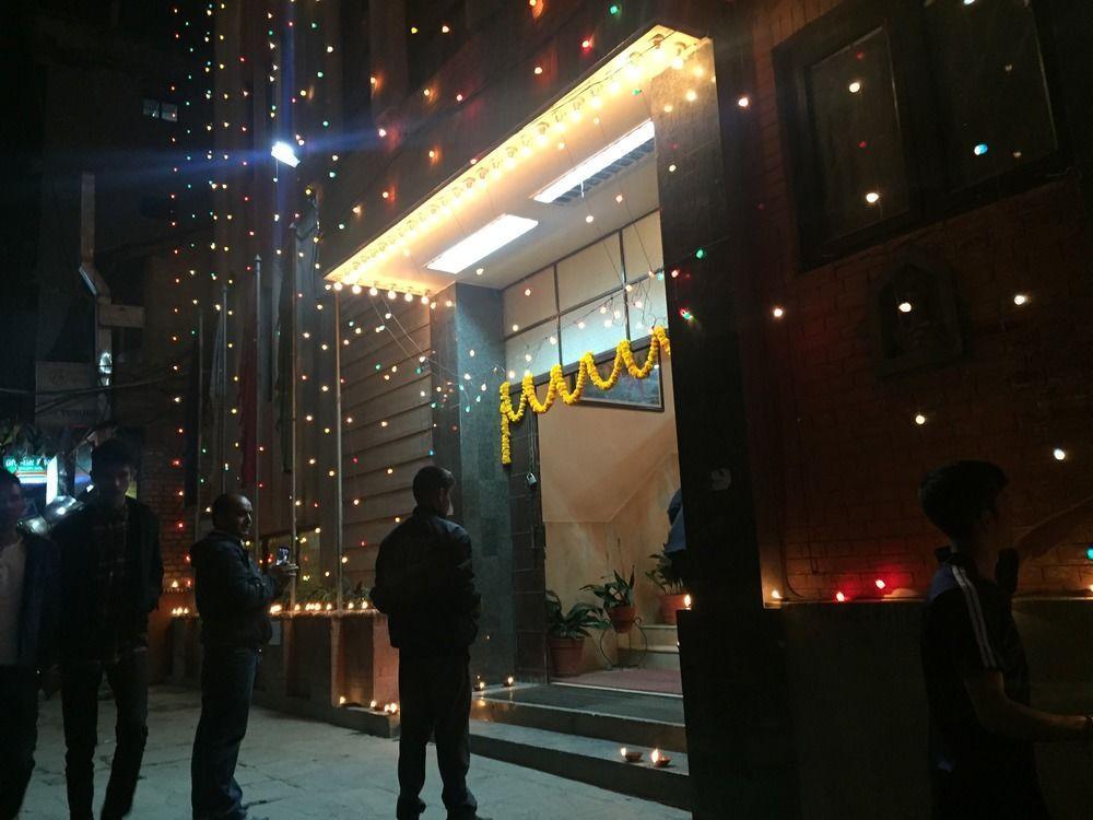 Hotel Excelsior Κατμαντού Εξωτερικό φωτογραφία