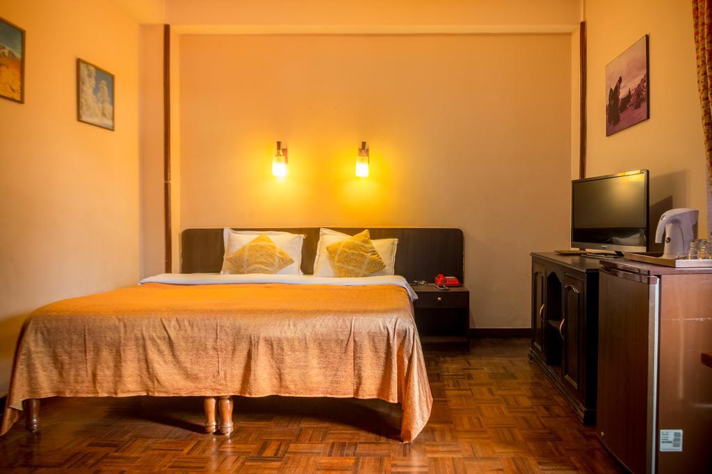 Hotel Excelsior Κατμαντού Εξωτερικό φωτογραφία