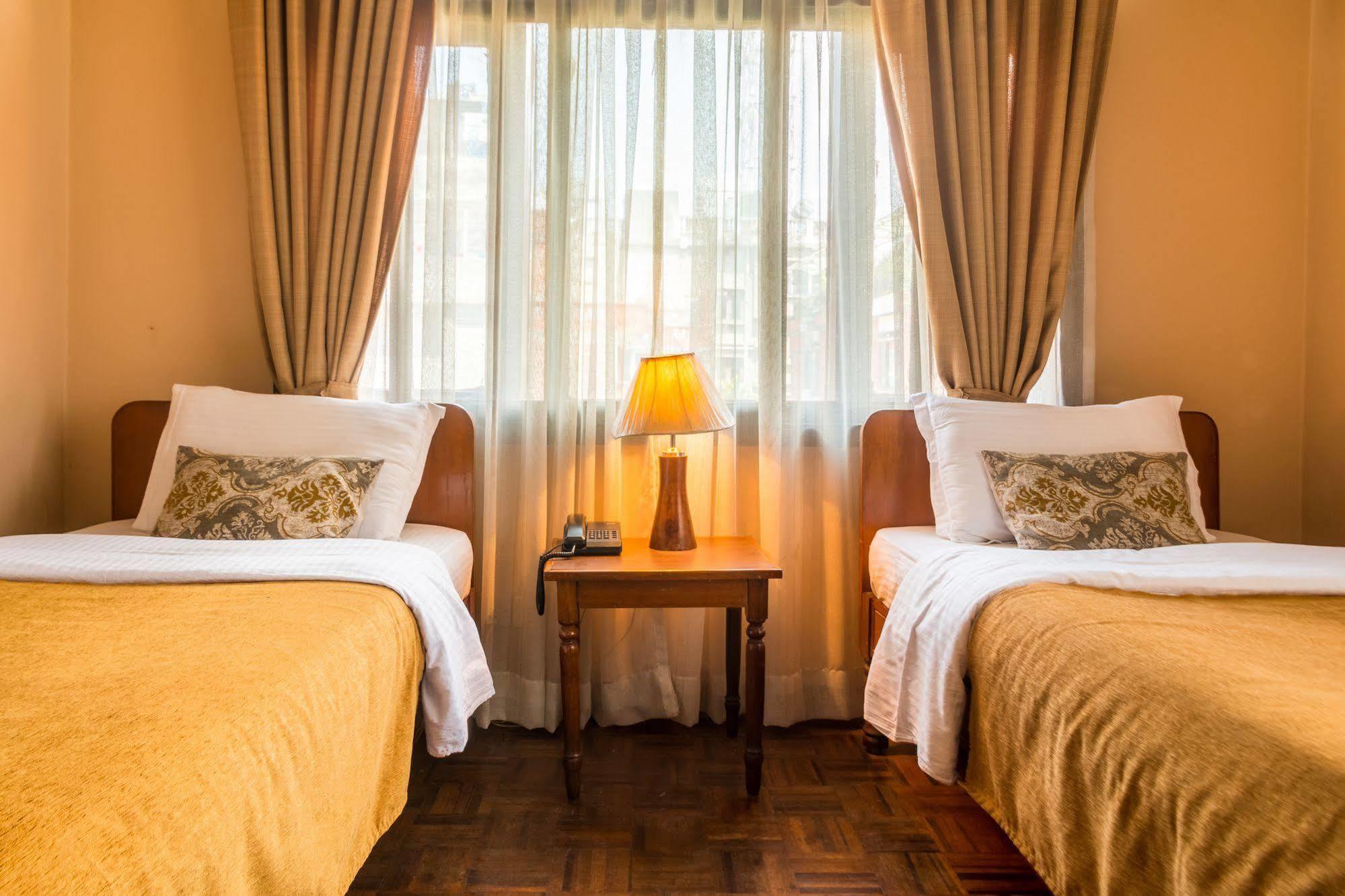 Hotel Excelsior Κατμαντού Εξωτερικό φωτογραφία